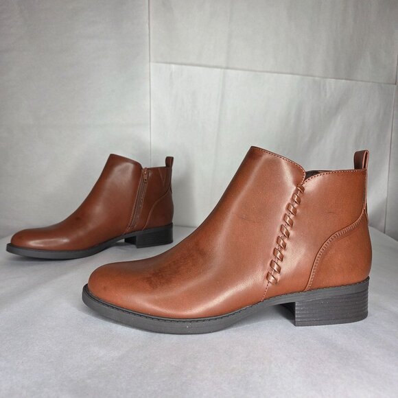 Easy Spirit Women's Lorand 3 Brown Faux Leather Ankle Boots - Picture 2 of 8